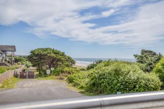 Breakwater Beach House - Lincoln City - 8