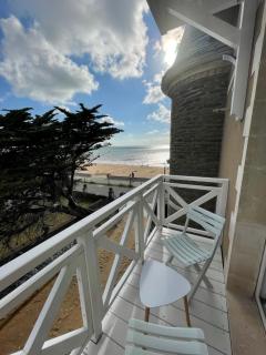 Appartement rénové dans villa d'exception face à la mer - Saint-Michel-Chef-Chef - 8