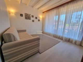 Apartment Hermitage-5 by Interhome - Porto Valtravaglia - 5