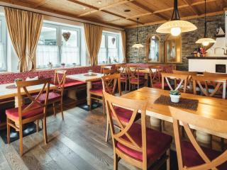 Apartment Ladis-8 by Interhome - 1