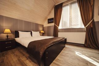 Rustaveli Apartment with Gym - Tbilisi - 9