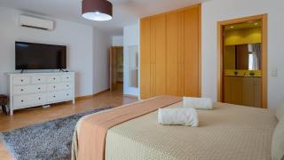 Magnificent 2BDR Apartment With AC - 2min from beach - by LovelyStay - 1