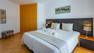 Magnificent 2BDR Apartment W/ AC & Pool - 2min from beach - by LovelyStay - Armação de Pêra - 4
