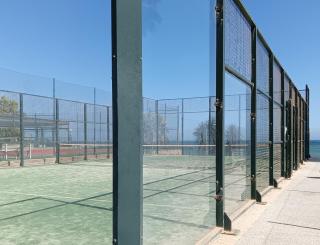 Apartamento en urb primera linea de playa - 1