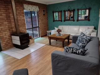 Chuditch Holiday Home Dwellingup - Great Central Location - Dwellingup - 0
