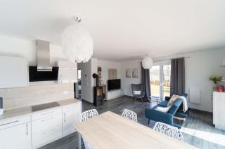 Ferienhaus Seewind am Harkebrügger See mit Sauna und Kamin - Barßel - 8