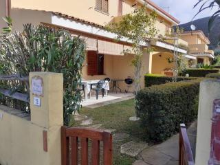 Villa su due livelli super accessoriata - SantʼAnna Arresi - 9