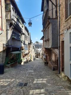L'Aparthé Dinan - Vue sur la place du marché - Dinan - 1