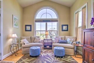Resort Amenities and Screened Porch Ocean View Home - Ocean View - 7