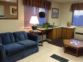 Travelodge by Wyndham Redwood Falls - Redwood Falls - 1