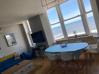 SEAVIEW North Bay Holiday Home Apartment Scarborough - Scarborough - 4
