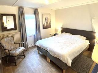 Holiday home with parking - Ospel - 6
