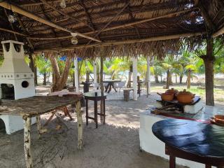 Casa del Arte, a luxury beachfront villa with private pool - 6