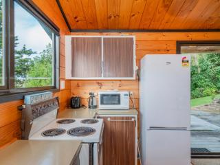 Beach Lovers Bach - Hahei Holiday Home - Hahei - 1