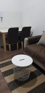 Fully Furnished 1 Bedroom with Balcony - Manila - 5