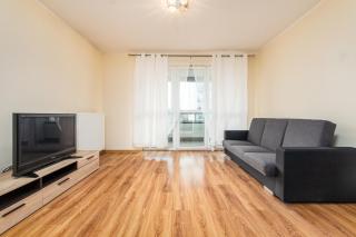 Al Krakowska 291A by Homeprime - 3