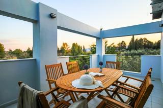 Paloma Mansion- Villa with Private Pool Embraced by Nature By Villa Mana Gers - Koukounariá - 7