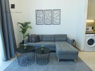 Mira Holiday Homes - Newly Furnished 1 bedroom in Creek Vista Tower B Sobha Hartland - Dubai - 7