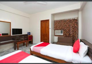 Hotel vijay palace - 8