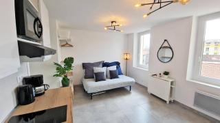 MaxBnb - Studio Cozy - Climatisé - WiFi Fibre - 10 min à pied Gare -4- - Tolone - 0