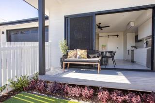 Sailfish Studio - Beachside Private Access Granny Flat by uHoliday - 8