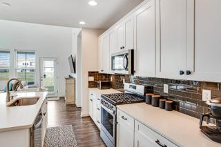 Bishops Landing --- 39017 Alapocus Drive - 6