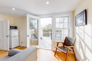 Captain Samuel Norris House - Vineyard Haven - 6
