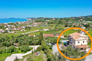 Luxury Villa Makris with private heatable pool by DadoVillas - Kavvadádes - 4