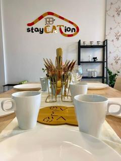 Tropicana 218 Macalister Sea & City View by stayCATion Homestay - 1