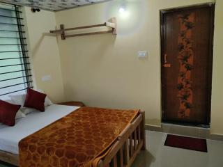 SAMZ ESTATE Stay 3BHK - Madikeri - 7
