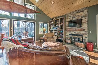 Waterfront Grove Getaway with Fire Pit and Boat Slip! - Grove - 5