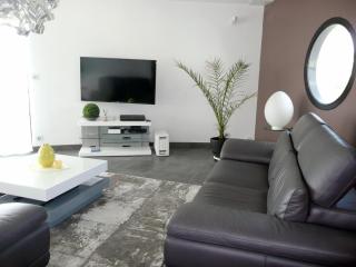 Villa in Telgruc-sur-Mer with Sea Views & Jacuzzi - 7