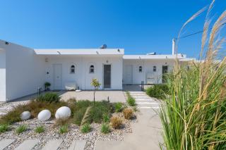 Niva Kamiros Apartments - 6