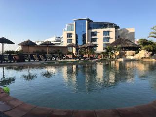 2 bedroom 1 bathroom apt with Communal pools in Ocean Village - Gibraltar - 3