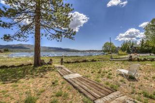 012 - Lakefront Chalet - Meredith Lodging - 5