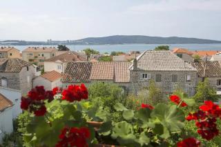 Panoramic Sea View Apartment near Split - private parking - Kaštela - 0
