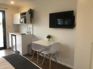 Lunar Cabins - Parkes - 2