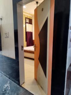 SHRADDHA HOTEL - Aligarh - 4