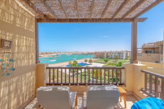 Sunny 2 Bedroom + Private Roof Terrace Lagoon View - Hurghada - 7