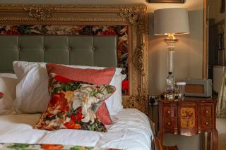The Kings Arms and Royal Hotel, Godalming, Surrey - The Coaching Inn Group - 2