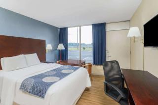 Days Inn by Wyndham Statesville - Statesville - 1