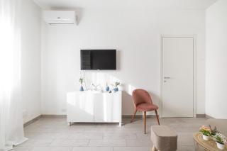 Piazza Tripoli bright apartment - Milano - 5