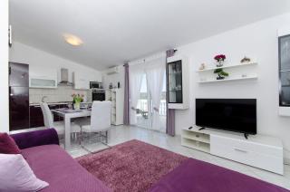 Apartment Zvonimir - Nečujam - 1