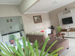 Lindíssima Casa com 3 Suítes Próximo à Praia - Praia Grande - 9