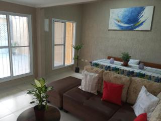 Lindíssima Casa com 3 Suítes Próximo à Praia - Praia Grande - 1