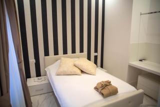 FlyHouse Fiumicino - 5