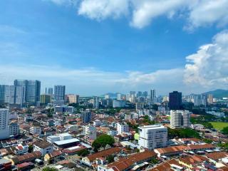 Tropicana 218 Macalister Sea & City View by stayCATion Homestay - George Town - 4
