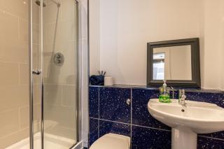 Clock Towers, 2 Bed, Stockton Heath, Warrington, Parking - Warrington - 3