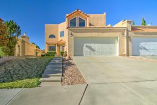Casa Especial Family Retreat with Pool Table! - 8