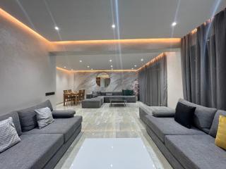 Luxury 3 bedroom panoramic views in Hotspot with Fibre Optic Wifi and Netflix - Tangeri - 0